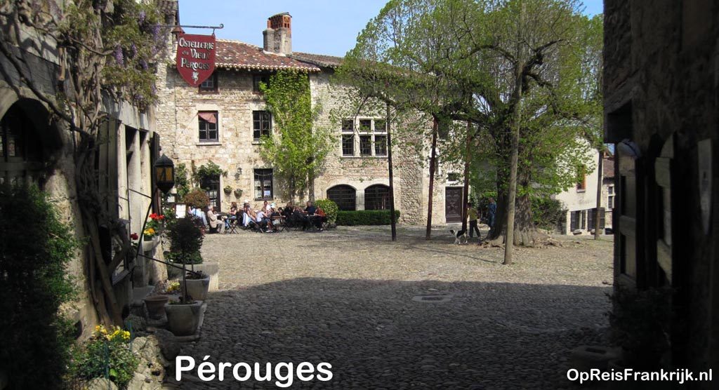 Perouges routes